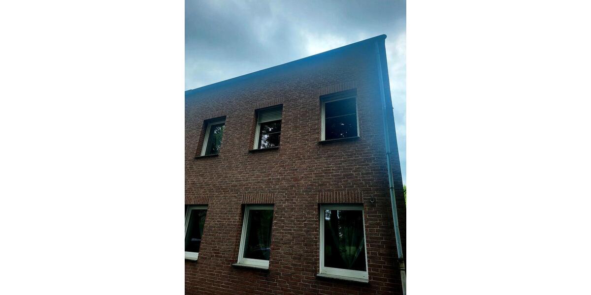 Doppelhaushälfte Mönchengladbach Süd - 6 Zimmer, 170 m&sup2;, 300.000&euro; | Angebot:27096809