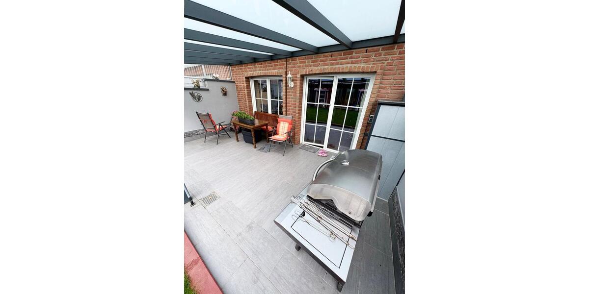 Gepflegtes Familienhaus mit Garten und PV-Anlage in Neuss 6 zimmer