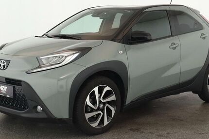 Toyota Aygo (X) 18.800 km 17.484 &euro; Neuss 41460