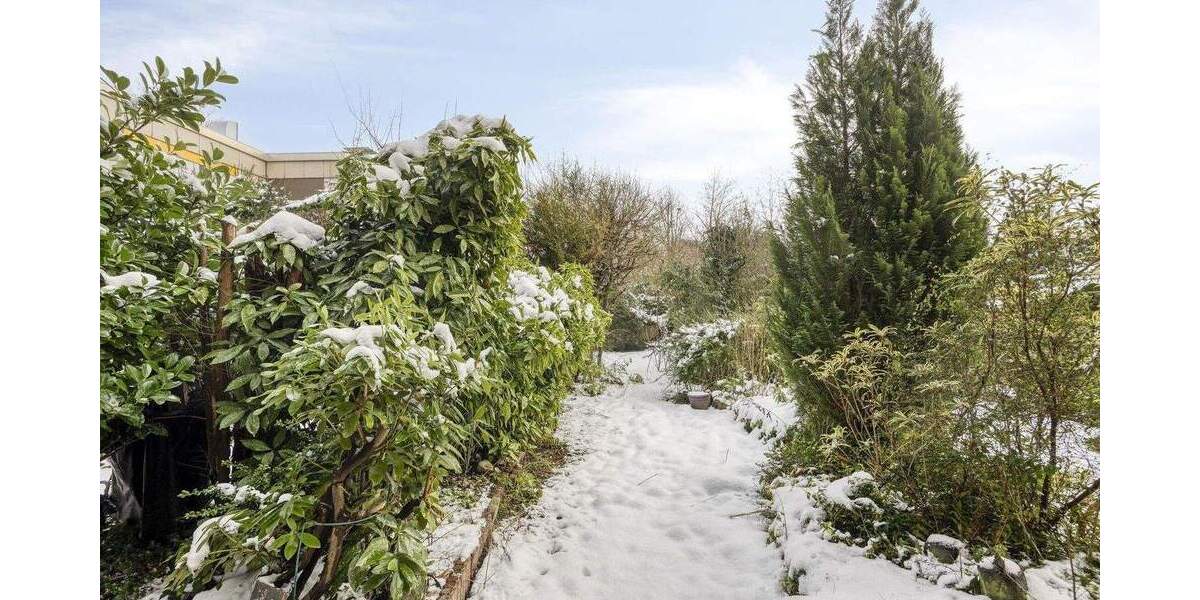 Provisionsfrei & Erstbezug nach Sanierung! Modern, hell & hochwertig - 3 Zimmer mit Garten 3 zimmer