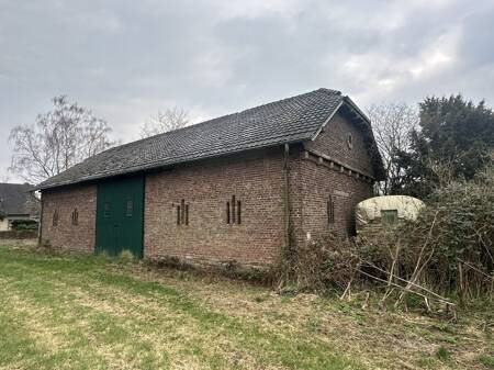 Großzügiges Grundstück mit positivem Bauvorbescheid für zwei Doppelhaushälften im Außenbereich(§?35)