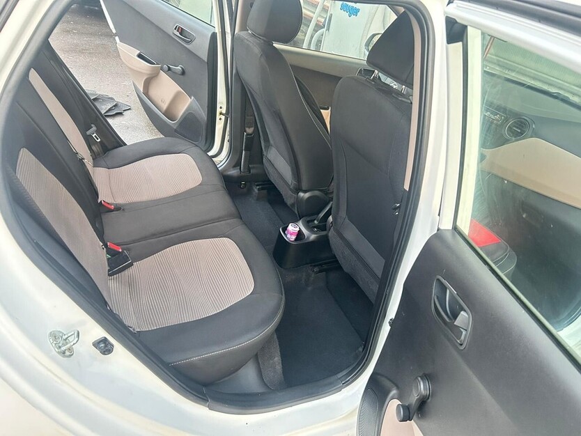 Hyundai i10 60.000 km 6.200 € Essen 45121