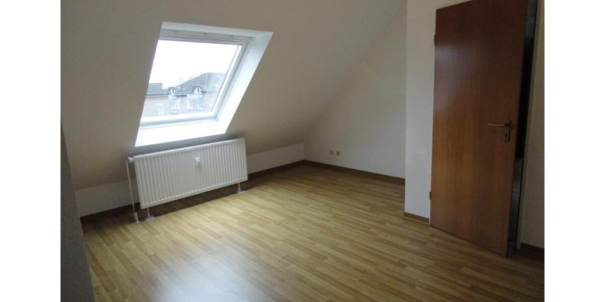 Traumhafte 5-Zimmer-Wohnung, mit großem Balkon, in Krefeld-Hüls 5 zimmer