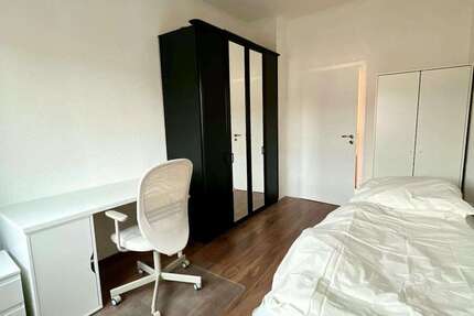 Zimmer Düsseldorf Mörsenbroich - 700&euro; | Angebot:26303314