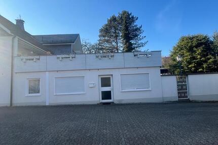 Wohnung Wuppertal Gemarkung Langerfeld - 3 Zimmer, 160 m&sup2;, 2.180&euro; | Angebot:26416921