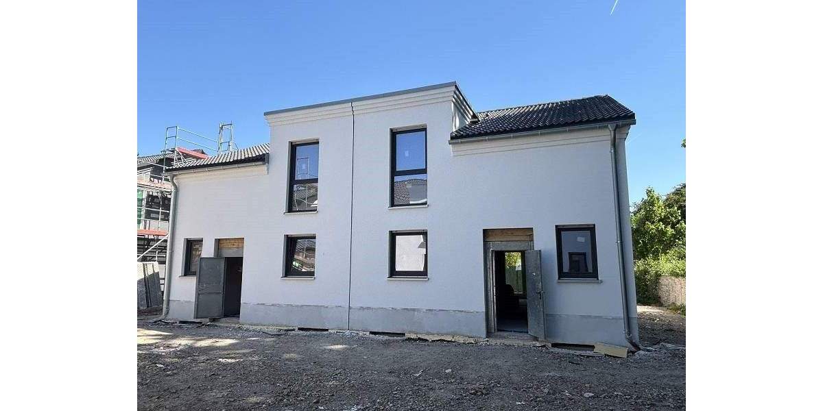 Doppelhaushälfte Duisburg Neudorf-Süd - 4 Zimmer, 130 m&sup2;, 548.200&euro; | Angebot:25743643