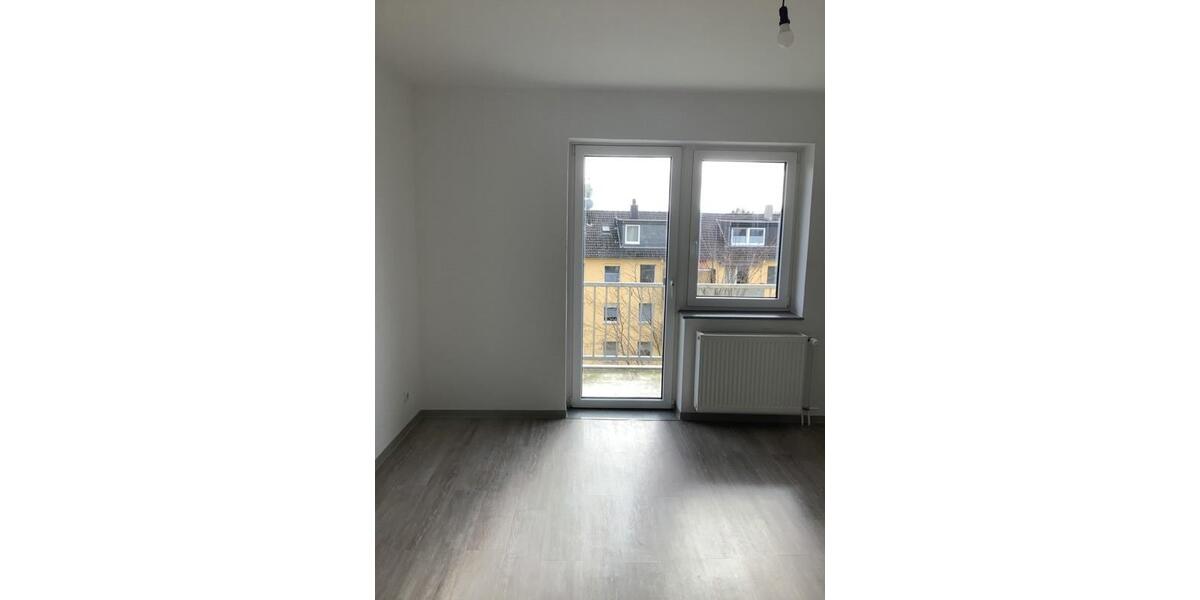 Schön aufgeteilte 2 Zimmer, mit Balkon und Wannenbad 2 zimmer