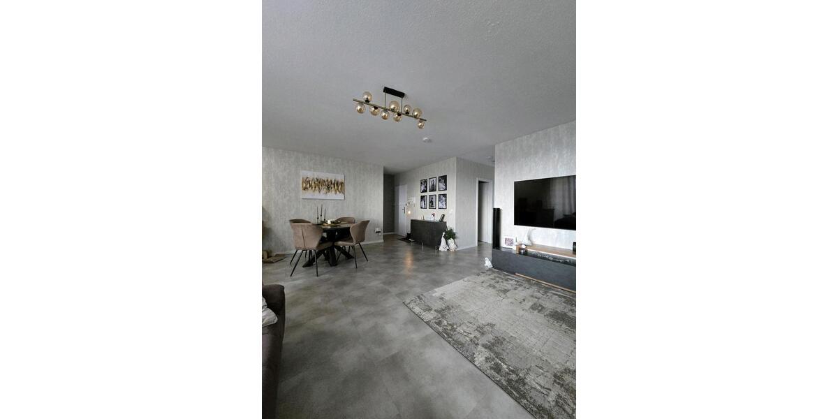 Etagenwohnung Ratingen Tiefenbroich - 3 Zimmer, 92 m&sup2;, 320.000&euro; | Angebot:24682526