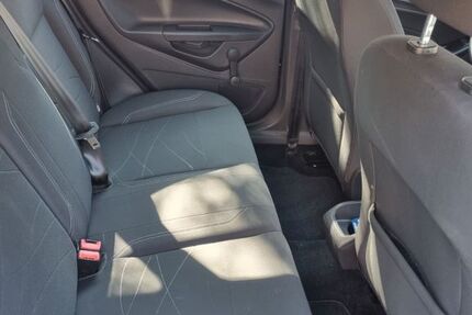 Ford Fiesta 70.000 km 6.200 &euro; Duisburg 47058