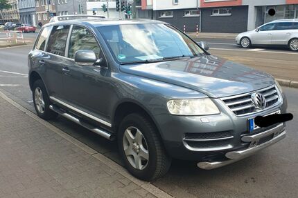 VW Touareg 250.400 km 4.200 &euro; Düsseldorf 40591