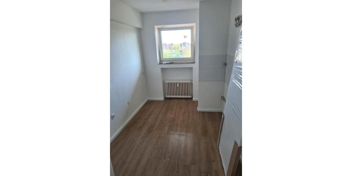 Etagenwohnung Düsseldorf Stadtbezirk 10 - 2 Zimmer, 62 m&sup2;, 749&euro; | Angebot:26351232