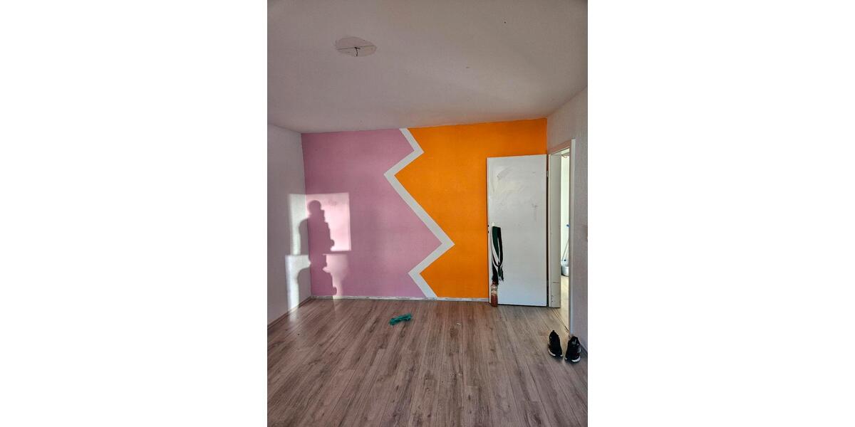 Dachgeschoßwohnung Remscheid Reinshagen - 3 Zimmer, 75 m&sup2;, 650&euro; | Angebot:25368080