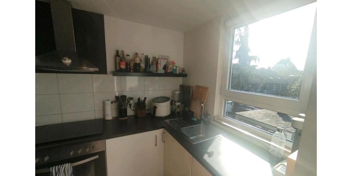 Dachgeschoßwohnung Neuss Furth-Mitte - 2 Zimmer, 70 m&sup2;, 235.000&euro; | Angebot:26165906