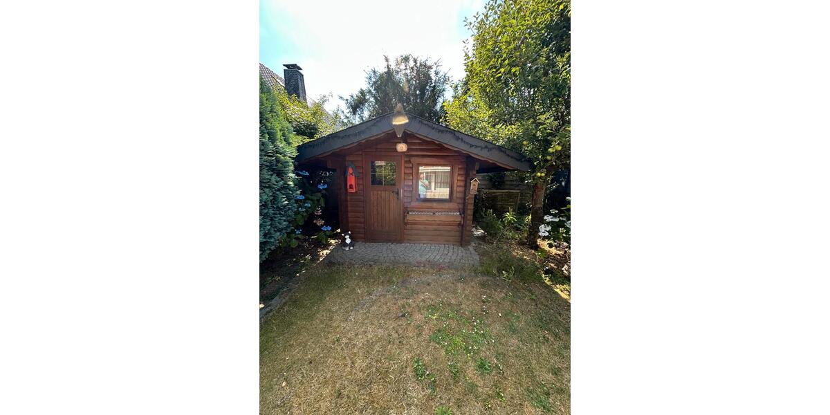 Reihenhaus Meerbusch Kierst - 5.5 Zimmer, 135 m&sup2;, 1.700&euro; | Angebot:26358631