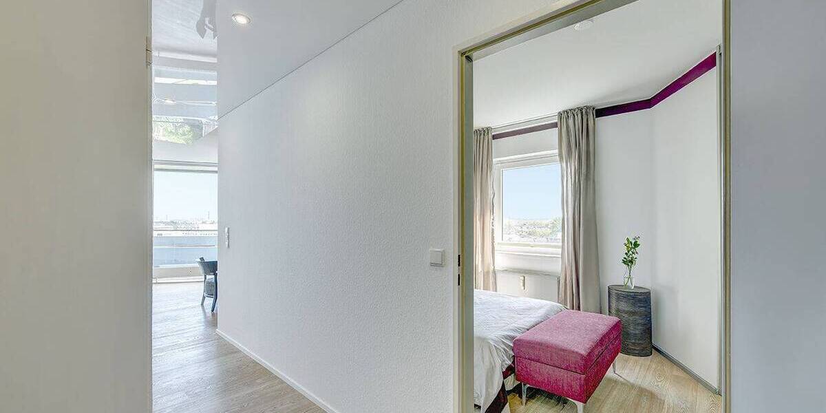 Etagenwohnung Düsseldorf Golzheim - 2 Zimmer, 65 m&sup2;, 359.000&euro; | Angebot:26731330