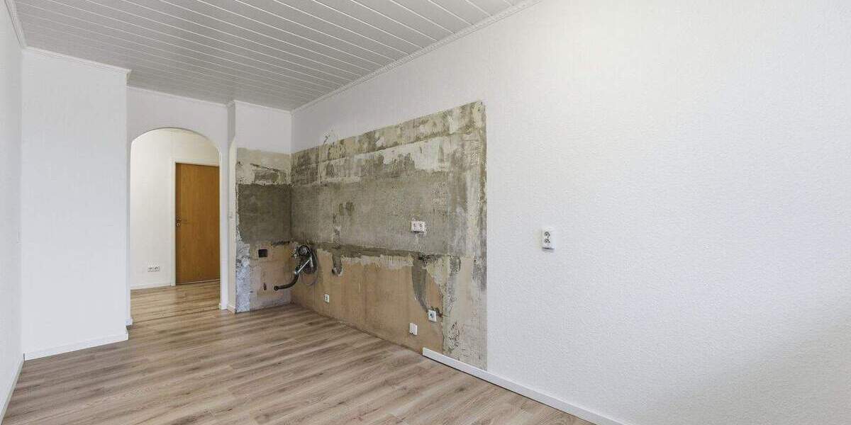 Renovierte 4-Zimmer-Wohnung mit Loggia – sofort frei & perfekt für Familien 4 zimmer