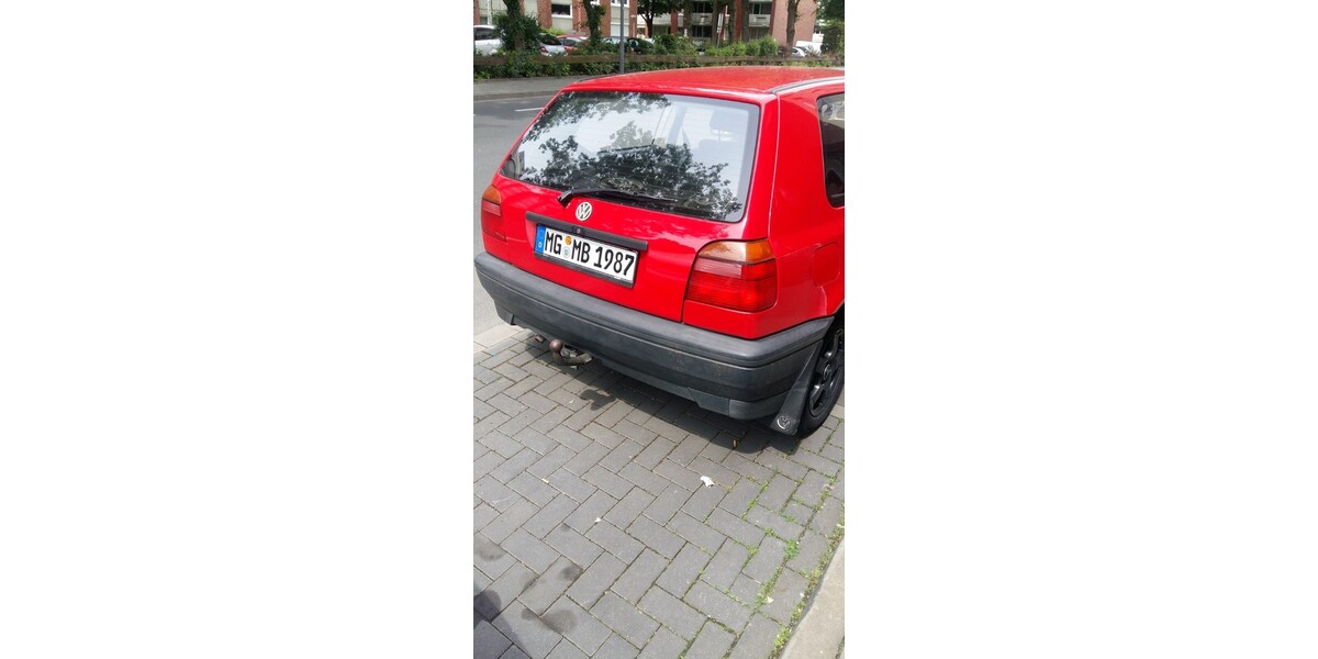 VW Golf 129.800 km 1.800 &euro; Mönchengladbach 41061