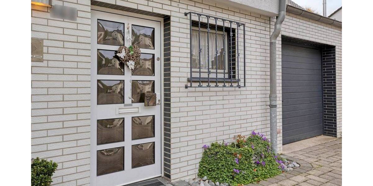 Drei Etagen voller Möglichkeiten - Reihenendhaus mit Einliegerwohnung, Garten & Garage in Winkhausen 7 zimmer