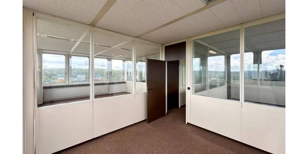 Bürofläche mit Blick über die Region zimmer