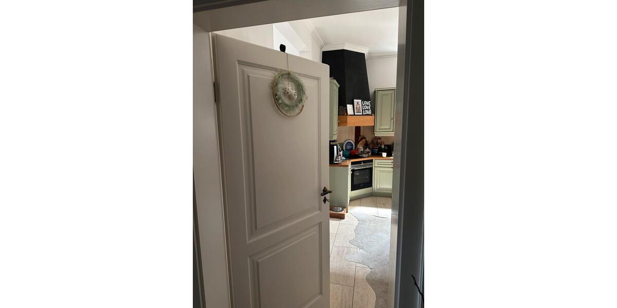 Einfamilienhaus Mönchengladbach West - 7 Zimmer, 290 m&sup2;, 3.600&euro; | Angebot:26126569