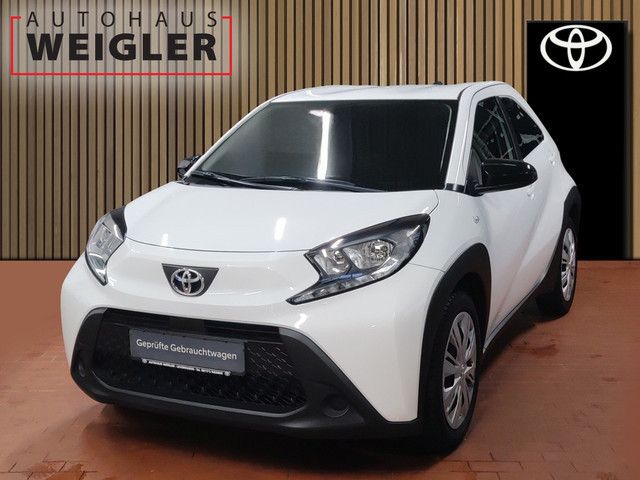 Toyota Aygo (X) 36.450 km 12.750 &euro; Leverkusen 51381