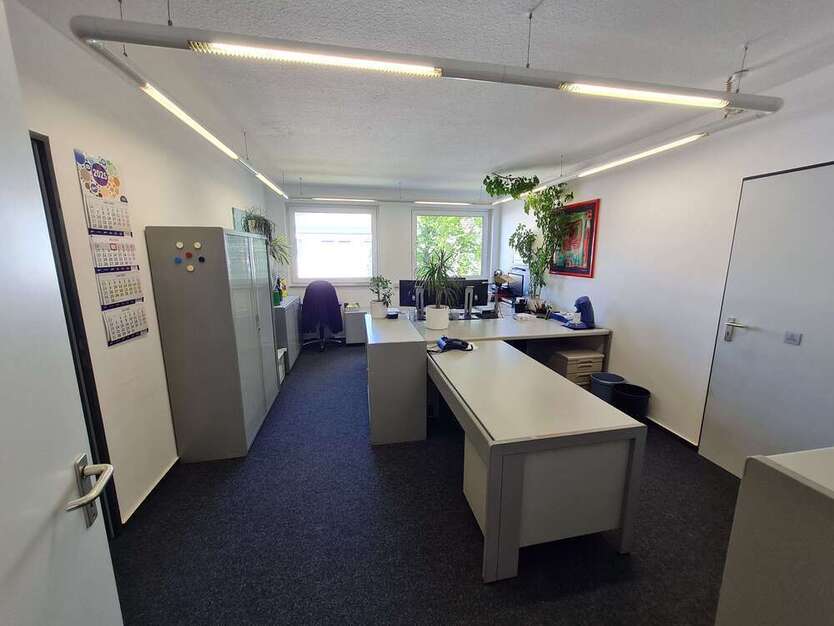 Büro in Mönchengladbach 190,17 € 21.61 m²
