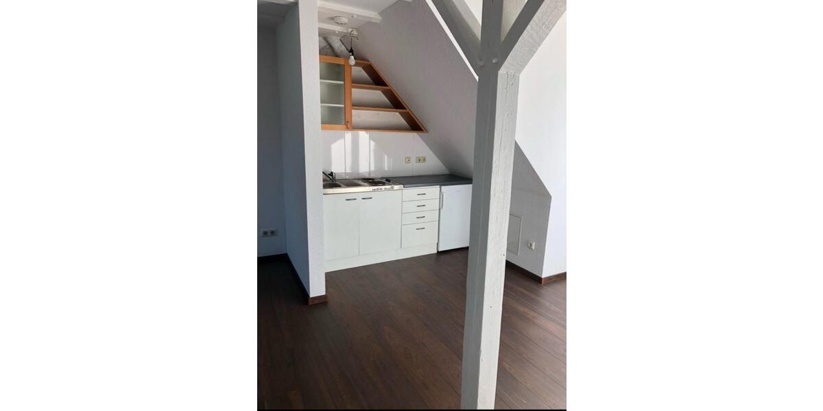 Möblierte 1,5-Zimmer-Wohnung mit Balkon (befristet) All-Inklusive 1.5 zimmer