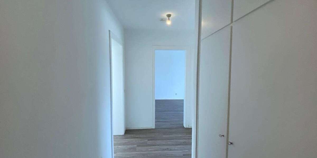 Etagenwohnung Krefeld Krefeld-Mitte - 2 Zimmer, 67 m&sup2;, 685&euro; | Angebot:26882699