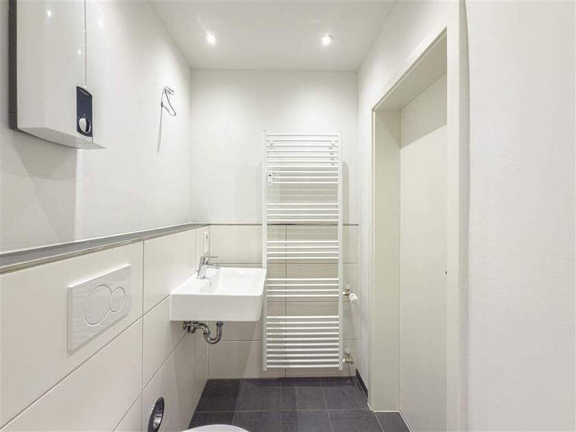 3-Zimmer-Wohnung in Toplage mit Loggia Leerstehend 3 zimmer