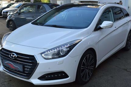 Hyundai i40 133.000 km 8.990 &euro; Mülheim an der Ruhr 45473