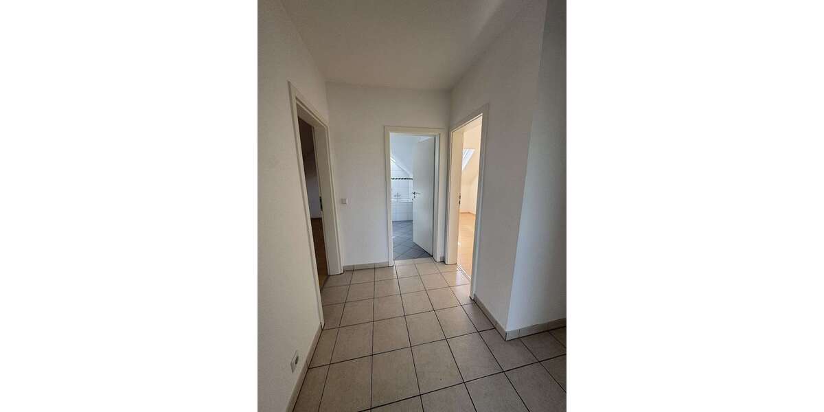 Etagenwohnung Moers Kapellen - 3 Zimmer, 72 m&sup2;, 620&euro; | Angebot:25283143