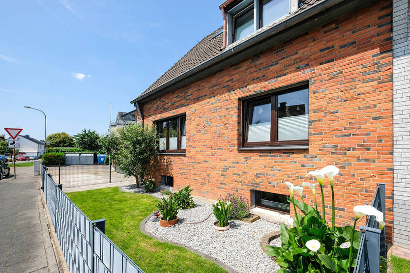 Stilvoll saniertes Familienidyll mit Pool