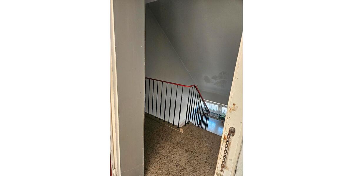Dachgeschoßwohnung Remscheid Reinshagen - 3 Zimmer, 75 m&sup2;, 650&euro; | Angebot:25368080