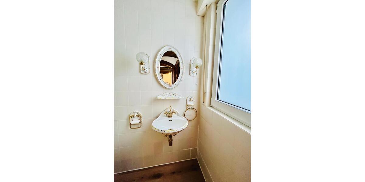 Traumhafte EG-Wohnung mit Garten in Bestlage von Privat 4 zimmer