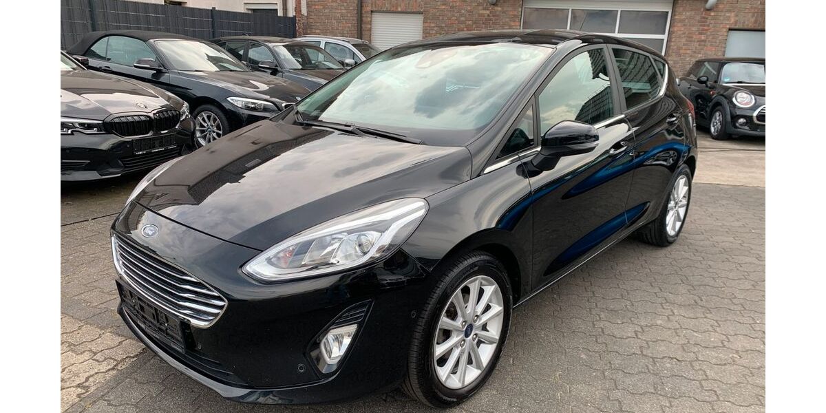 Ford Fiesta 92.000 km 9.950 &euro; Moers 47443