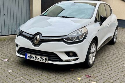 Renault Clio 91.775 km 6.990 € Köln 50670
