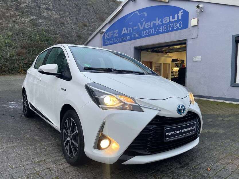 Toyota Yaris 99.000 km 11.200 € Essen 45257