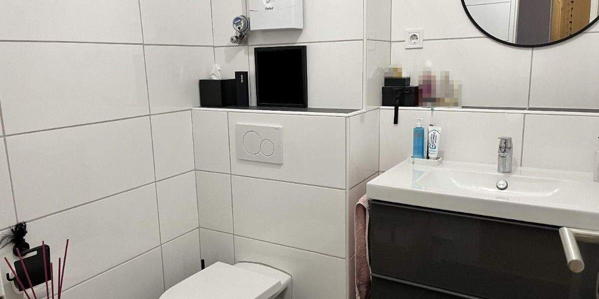 Moderne 3-Zimmerwohnung mit Balkon und zwei Tiefgaragenplätzen in der Moerser City 3 zimmer