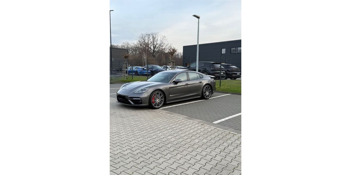 Porsche Panamera 124.070 km 56.990 &euro; Duisburg 47169