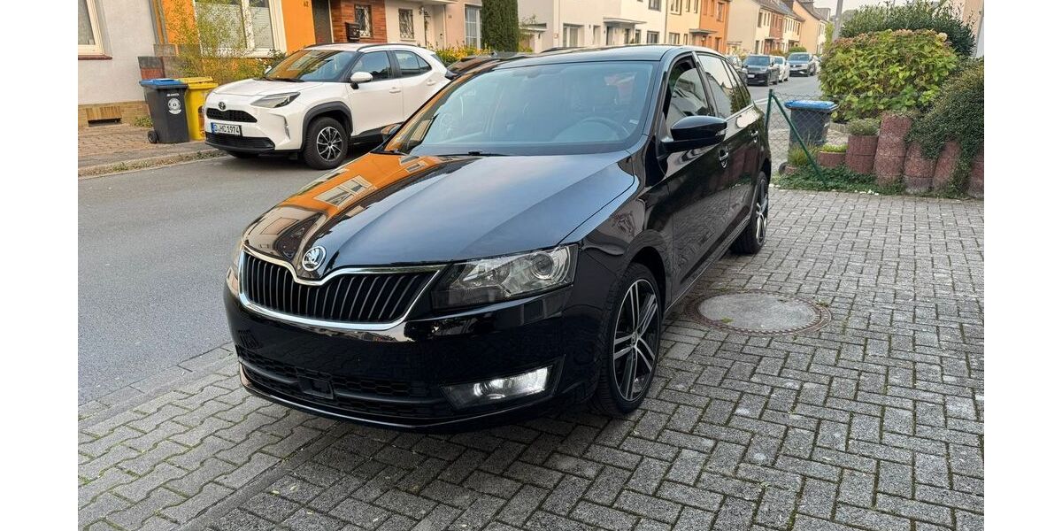 Skoda Rapid 247.000 km 5.799 &euro; Düsseldorf 40599