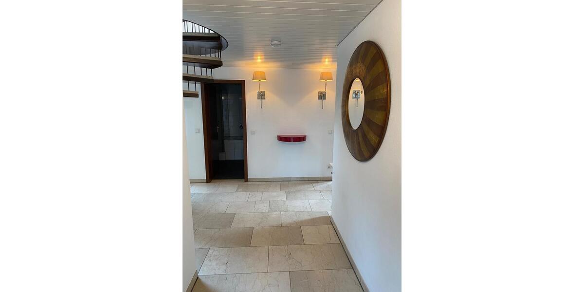 Maisonettenwohnung Düsseldorf Stadtbezirk 5 - 4 Zimmer, 150 m&sup2;, 1.800&euro; | Angebot:26635318