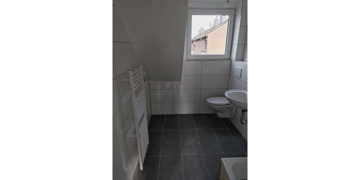 Etagenwohnung Willich - 3 Zimmer, 85 m&sup2;, 900&euro; | Angebot:25596572