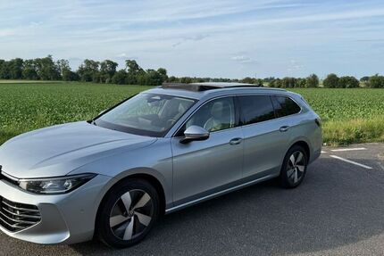 VW Passat 98.500 km 28.499 &euro; Mönchengladbach 41189
