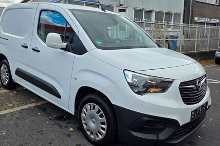 Opel Combo 126.990 km 8.295 &euro; HILDEN 40724