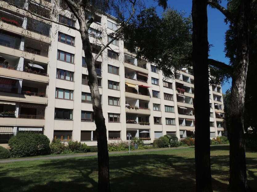 Wohnung zum Kaufen in Düsseldorf 409.000 € 92 m²