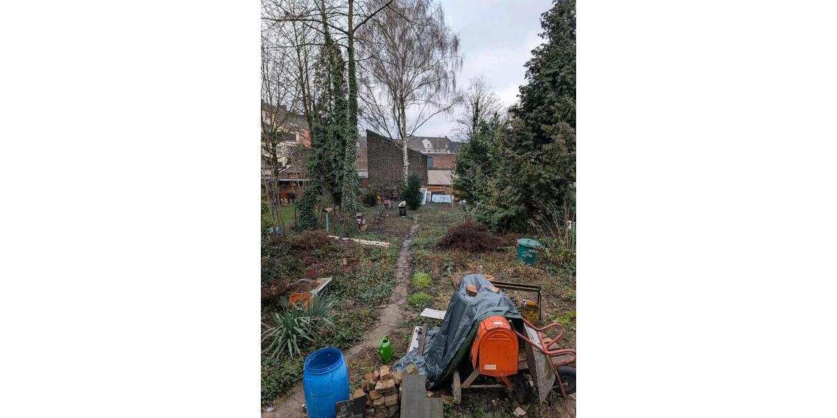 Wohnen wie im eigenen Haus – soeben kernsanierte 4-Zimmer-Wohnung 4 zimmer