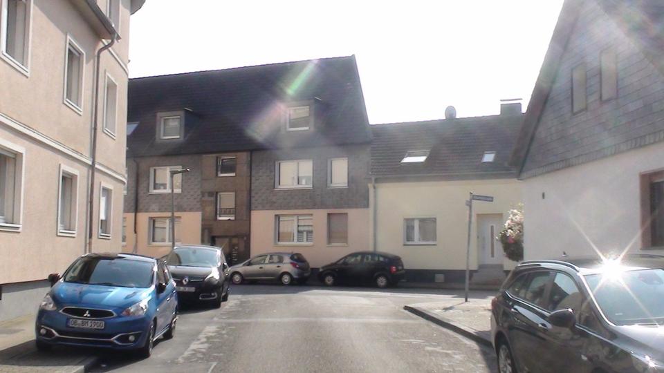 Dachgeschoßwohnung Oberhausen - 3 Zimmer, 70 m&sup2;, 120.000&euro; | Angebot:26945409