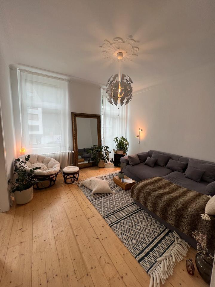 Helle 100qm Altbauwohnung mit 4 Zimmern und 3,5m Decken zimmer