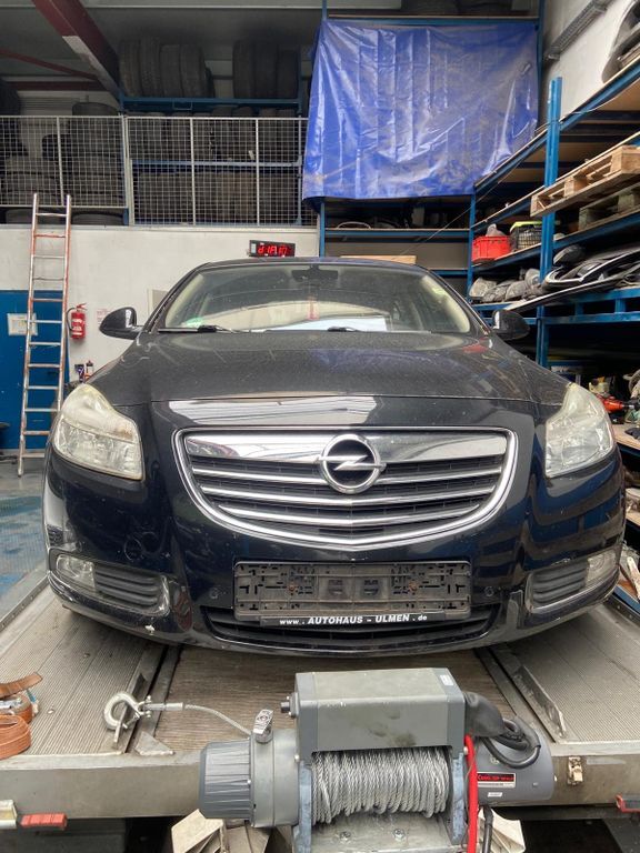 Opel Insignia 227.135 km 1.750 € Mönchengladbach 41199