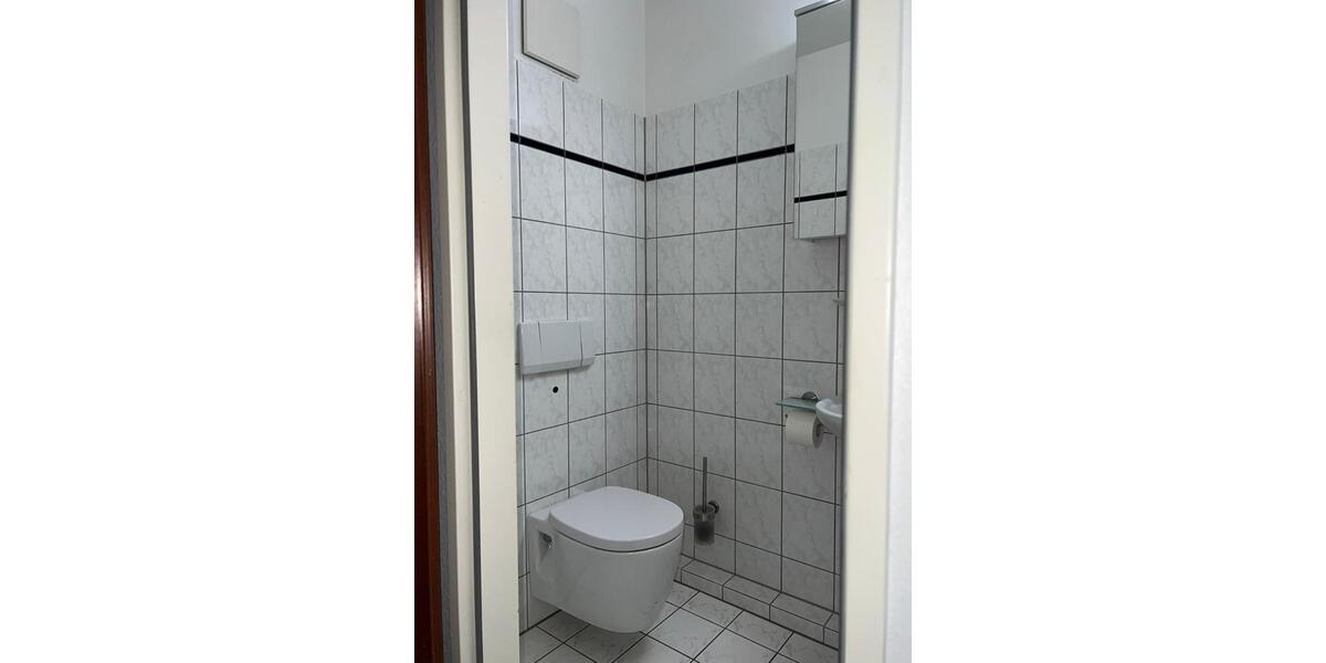 Etagenwohnung Mönchengladbach Süd - 4 Zimmer, 115 m&sup2;, 290.000&euro; | Angebot:26398013
